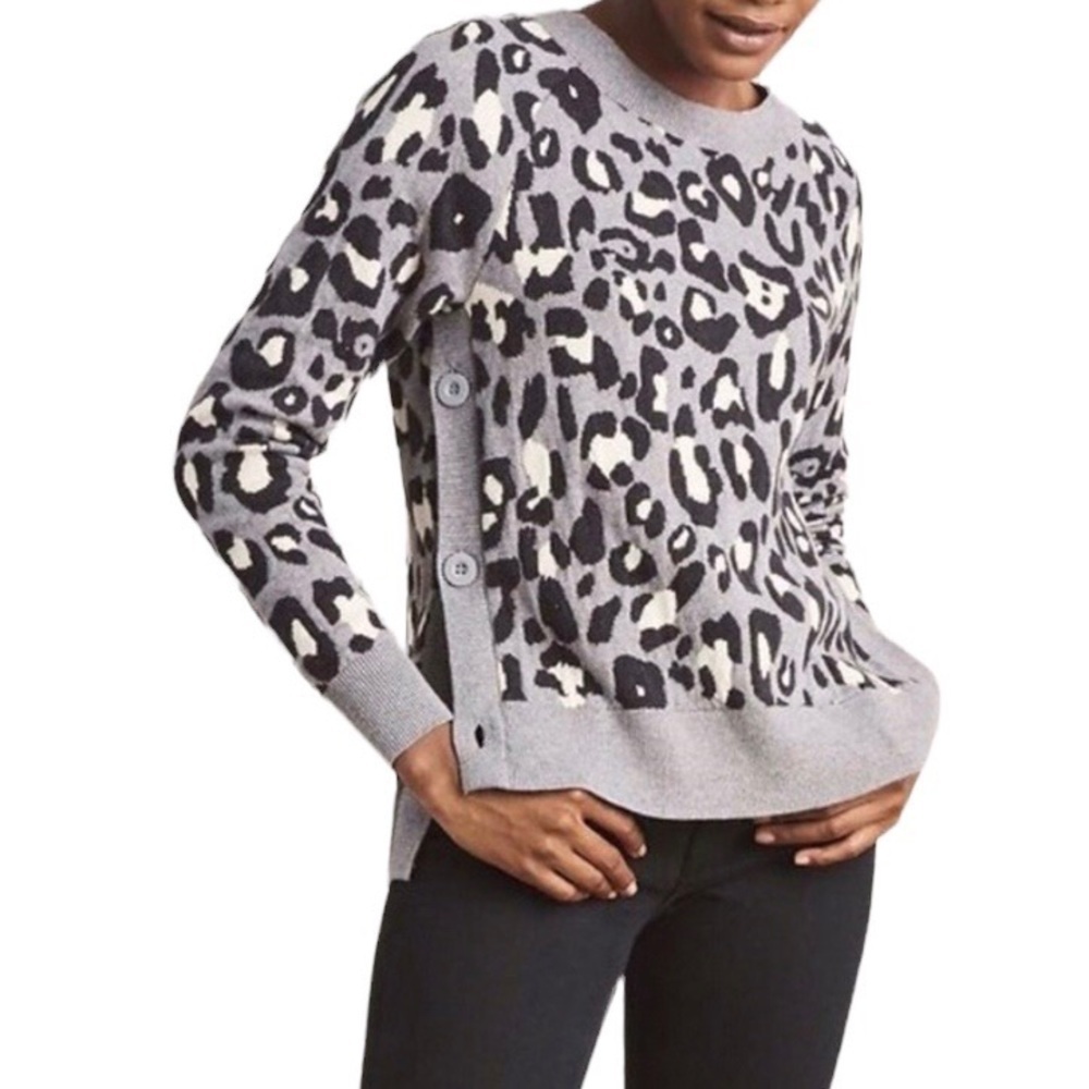 Stella & Dot Leopard Print Sweater Gray Black Size Large Side Buttons